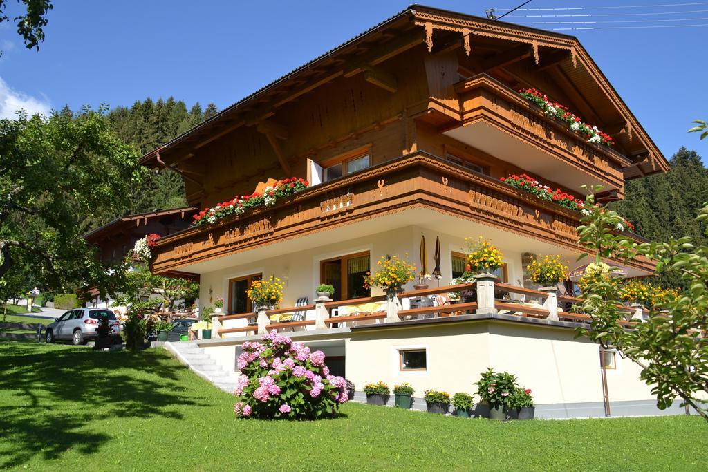 Haus Binder Hotel Ried im Zillertal Kültér fotó
