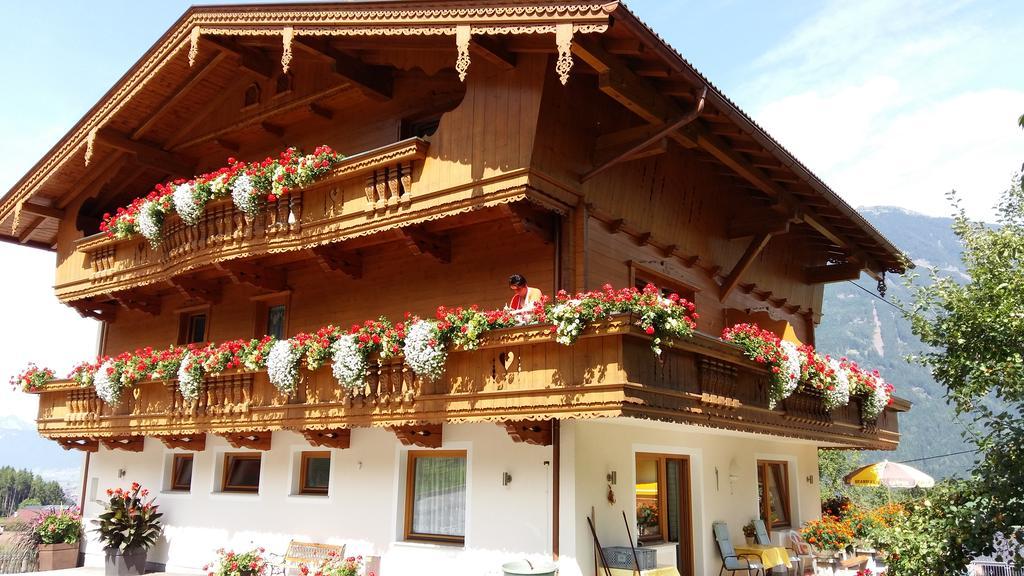 Haus Binder Hotel Ried im Zillertal Kültér fotó